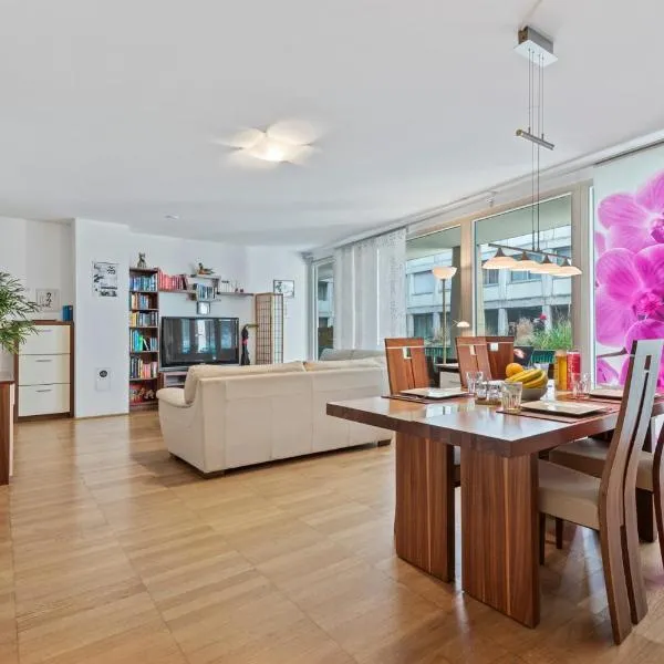 1 Bedroom, in the city center, Garage, Terrace, hotel i Wien