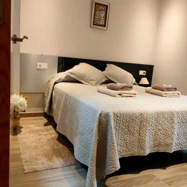 Apartamentos casalola2, khách sạn ở Elgueras