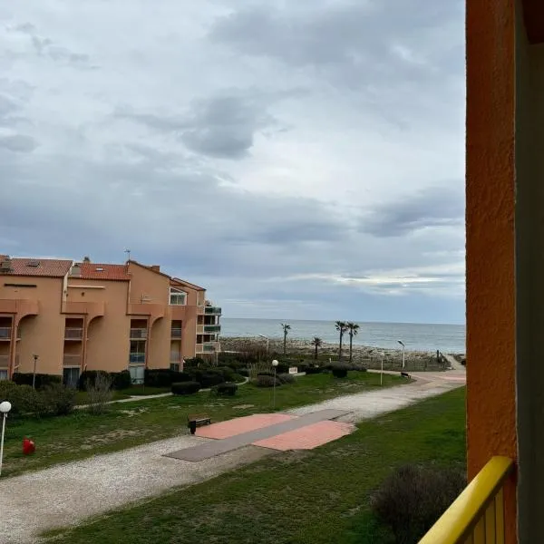 T2 Palm Beach, hotel in Dosse Gros