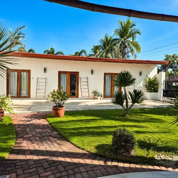 148 Guesthouse and Resort, hotell sihtkohas Lucap