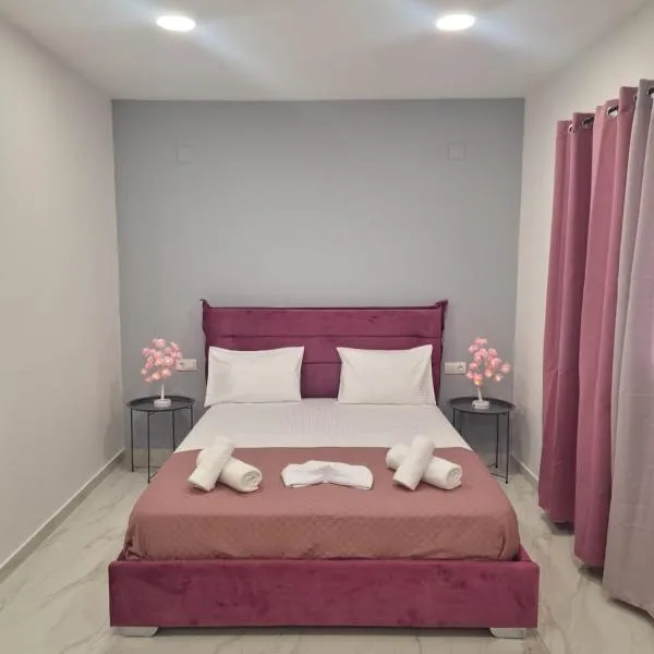 George Studios, hotel Alepúban