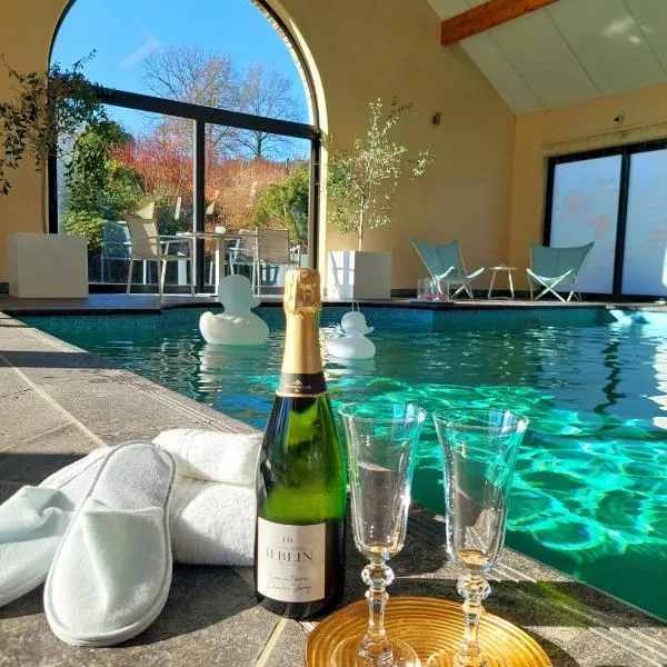 Cha Cha de Loup Luxe B&B - Vakantiewoning, hotel Rendeux városában