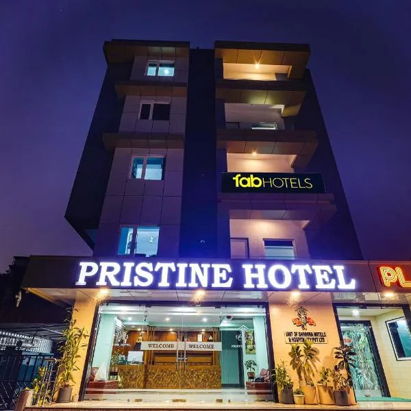 FabHotel Pristine with Bar - Nr Reis Magos Fort, hotel v destinaci Porvorim