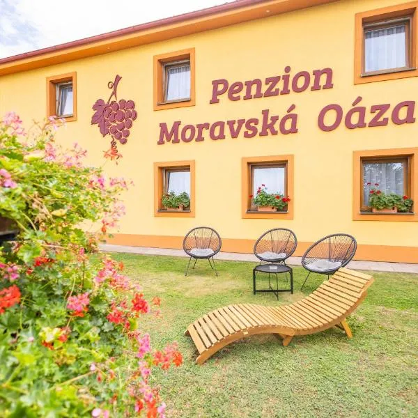 Penzion Moravská oáza, hotel ve Valticích