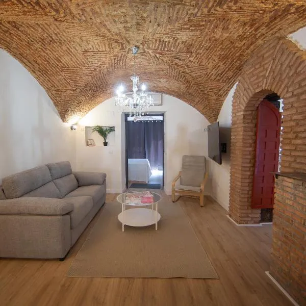 Destino Deluxe Suite Alvear Cáceres、カセレスのホテル