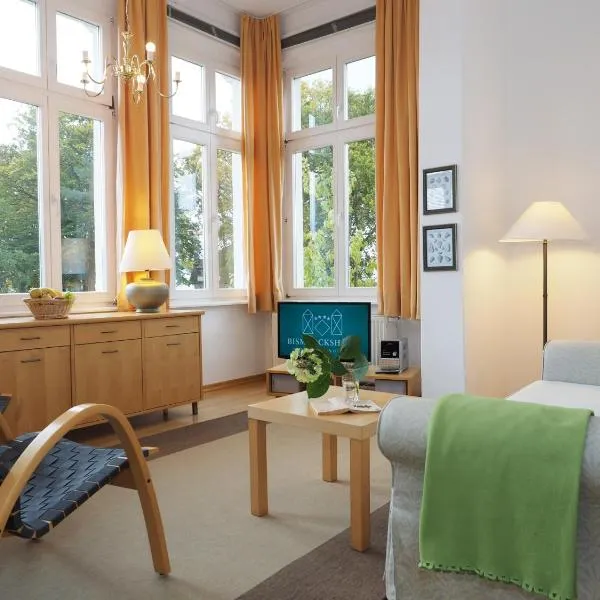 Villa Bismarckshöhe Wohnung Gertrud, hotel in Ahlbeck