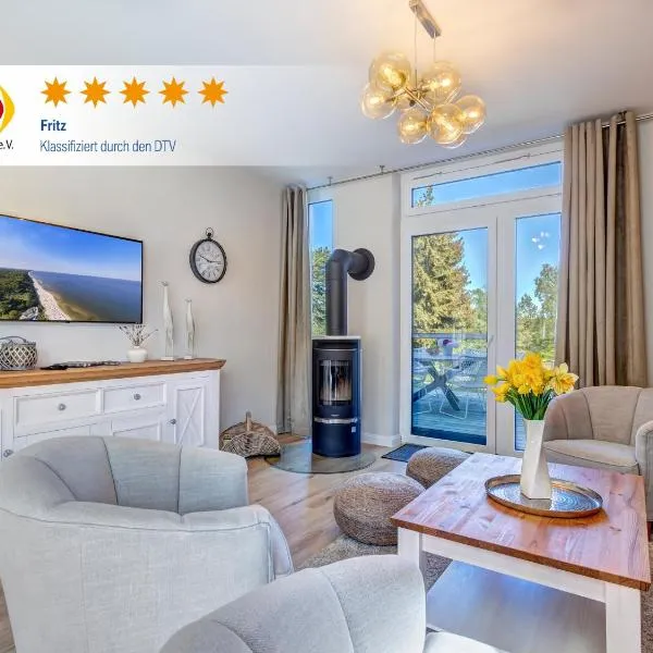 Ferienhaus Fritz Reethus mit Sauna und Kamin, khách sạn ở Loddin