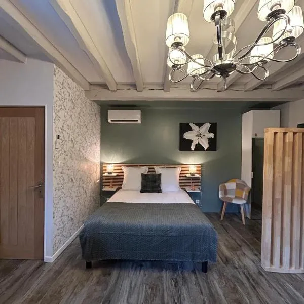 La Douceur de Vivre près du parc Le Pal, hotel v destinácii Gilly-sur-Loire