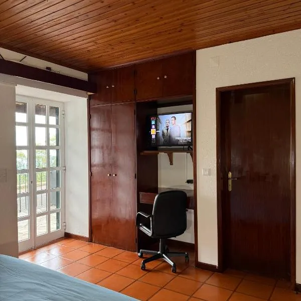 Habitación con estacionamiento, hotel ve Funchalu