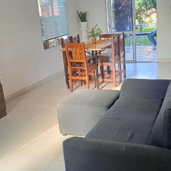 casa en villa el dique、Rosario de Lermaのホテル
