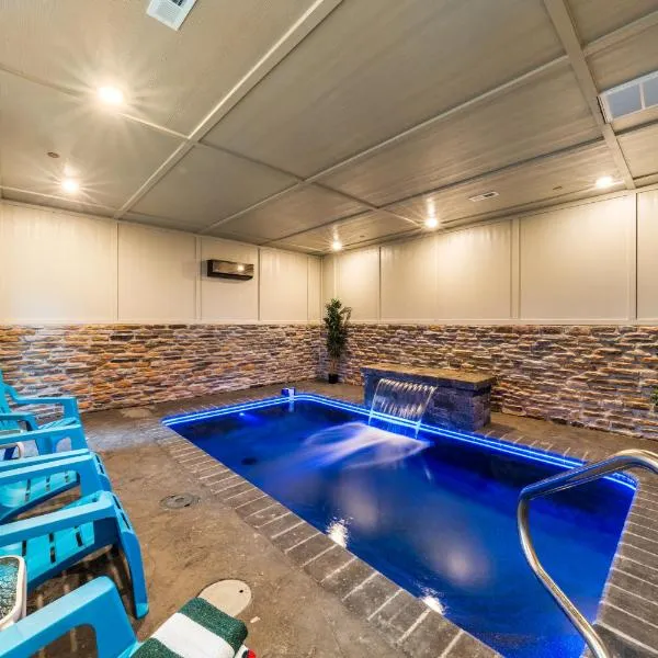 Smoky Mountain Retreat 4BR, Pool & Hot Tub, viešbutis mieste Pidžen Fordžas