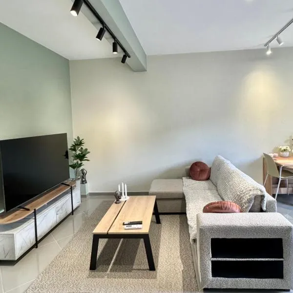 LĀr - the Hidden Gem, hotel in Anatolí