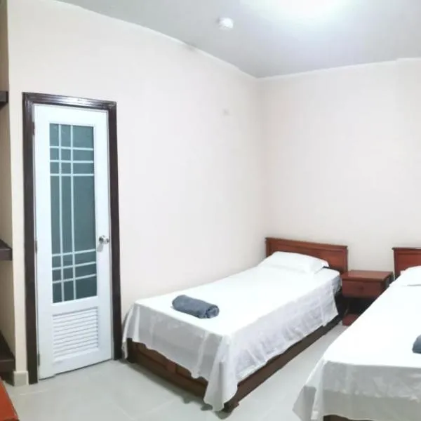 El Paso de Almirante, hotel in Almirante