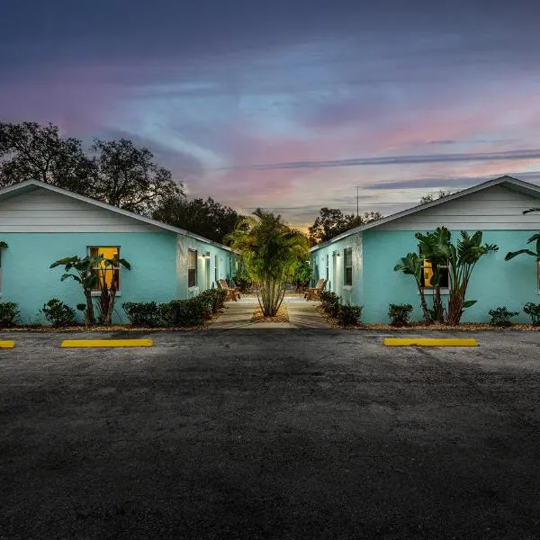 Suites of Tarpon Springs!, hotel in Tarpon Springs