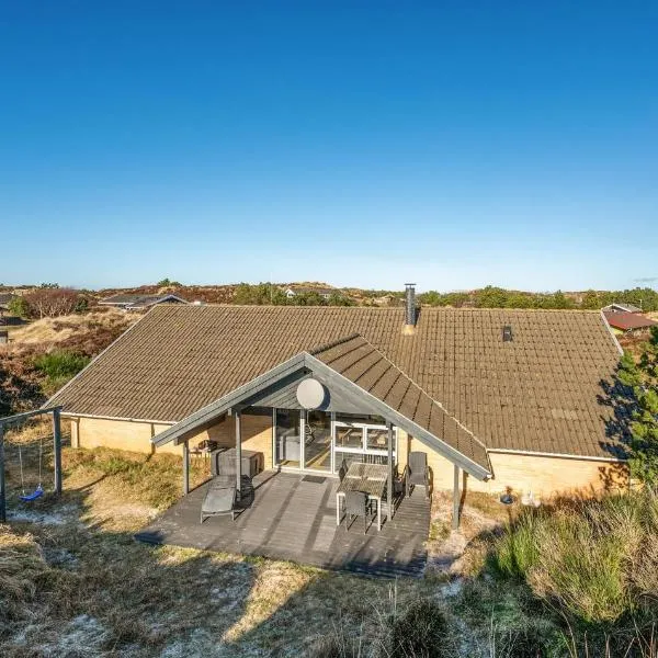Pet Friendly Home In Henne With Sauna, hotel in Henne Strand
