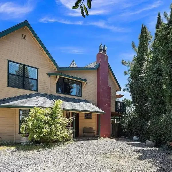 Eaglenest Inn with Pool & Seasonal SPA, hotel in Julian