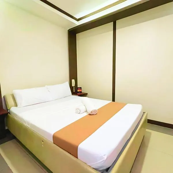 Hidden Key Inn Tarlac, hotel em Concepcion