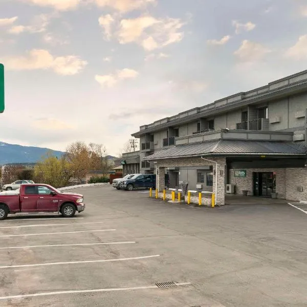 Quality Inn & Suites, hotel v destinaci Vernon