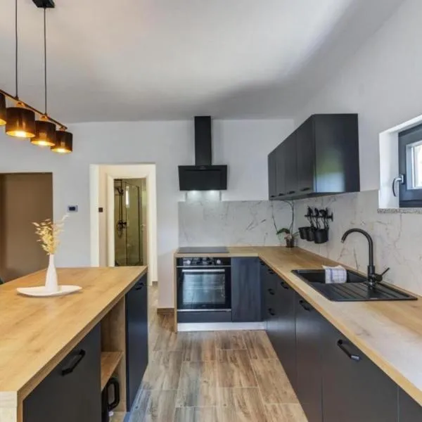 Apartman Mila, hotel in Novi Vinodolski