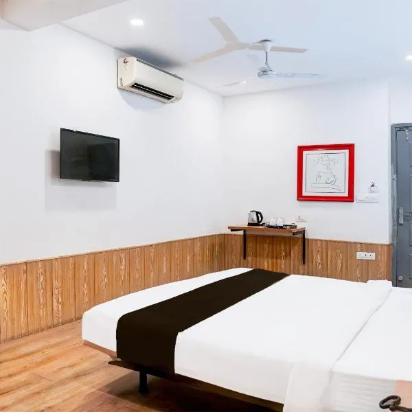 Super Townhouse Nagpur Railway Station, hotel v destinaci Nágpur