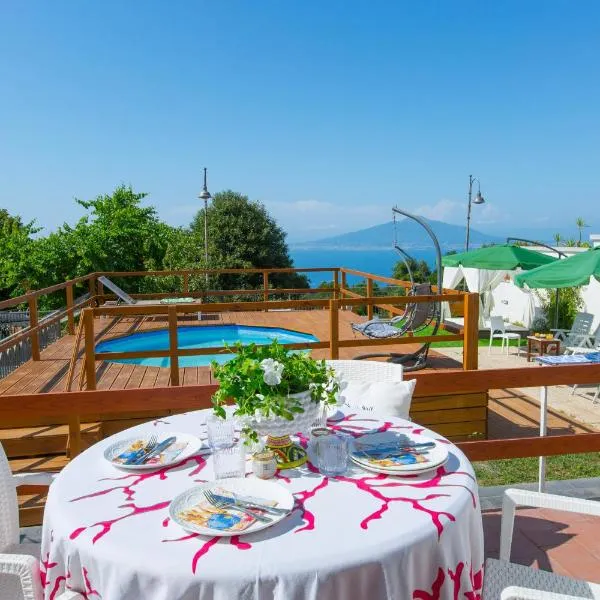 Appartamento in Villa con Terrazzo e Vista Golfo, hotel v destinaci Massa Lubrense