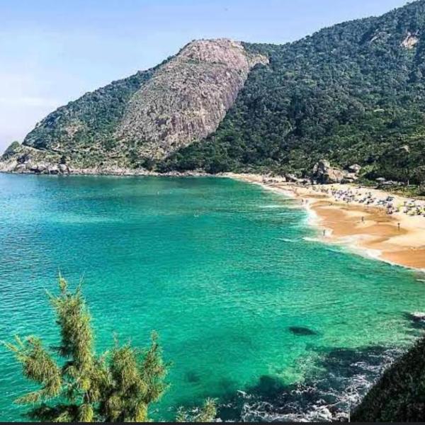 Beach corner apartment, recreio