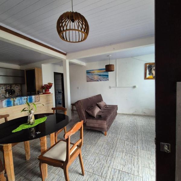 Casa com Piscina Passo de Torres