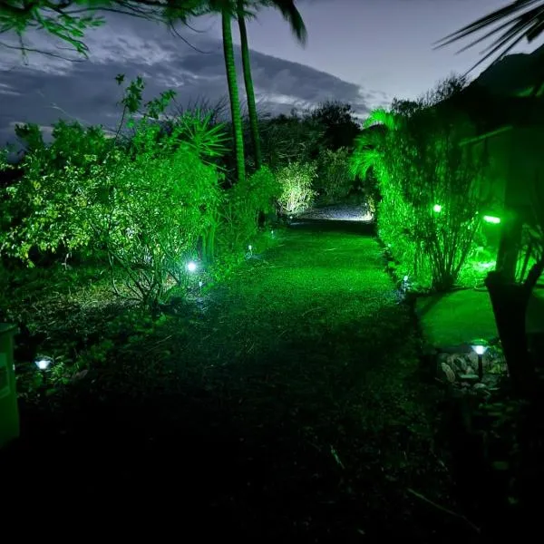 Gîtes du Baobab, hotel v destinaci La Désirade