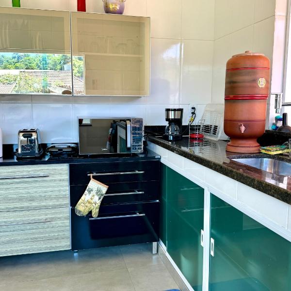 Casa confortavel e espaçosa prox Centro Mini academia e 1 king size Wifi Rapido - Foto 4
