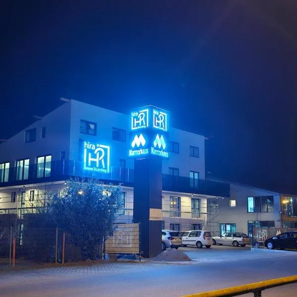 Hira Boarding Aparthotel, hotel v destinaci Dingolfing