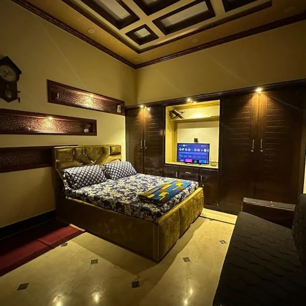 Entire Home in Peshawar Gulbahar, hotel in Peshawar