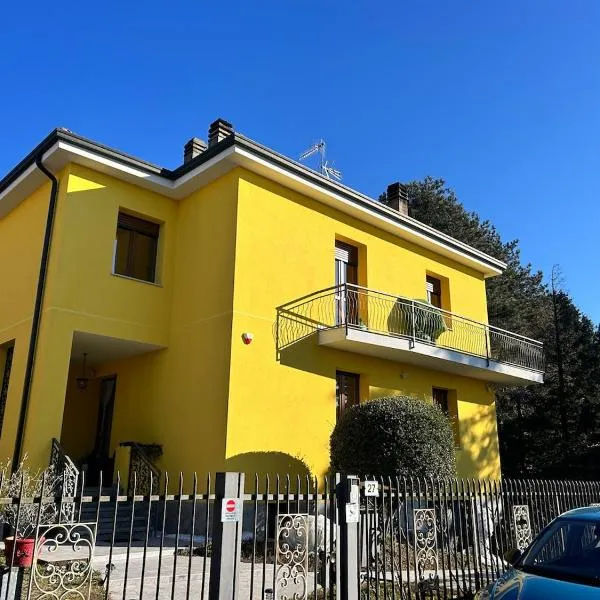 Simona Francshouse, hotel v destinaci Gavirate