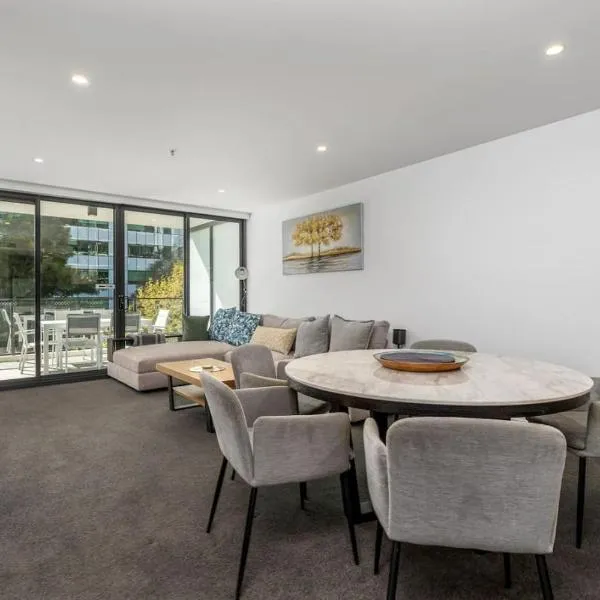 Modern 2BR APT in Highgate Executive Apartment - Hosted by Canstay, hotel din Canberra