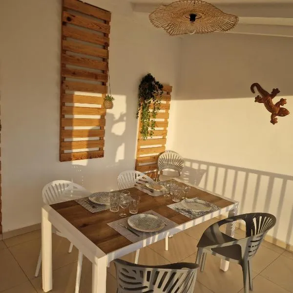 Appartement au centre de Gosier 5: Le Gosier şehrinde bir otel