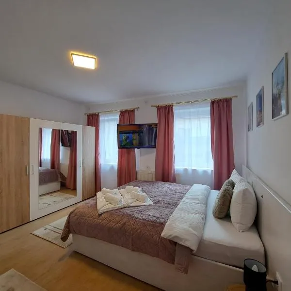 Free Private Parking in the Center - Deliamo 3- Studio, hotel Nagyszebenben