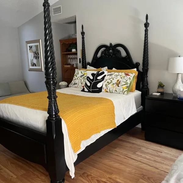 Charming Casselberry Golf Community, hotel a Orlando