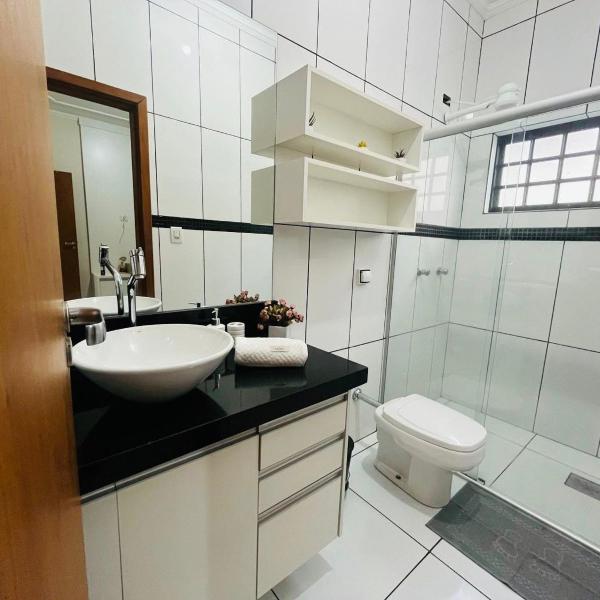 Casa Com Piscina próximo ao Parque do Povo - Foto 3