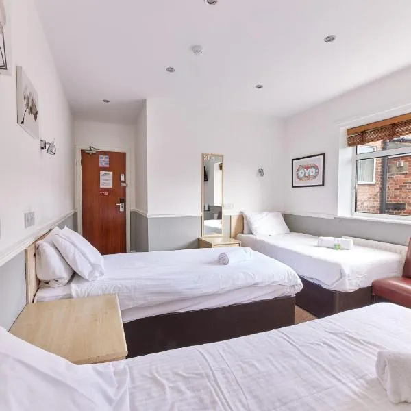 Properties Unique Dene Rooms - Triple Room, hotel v destinaci Newcastle upon Tyne
