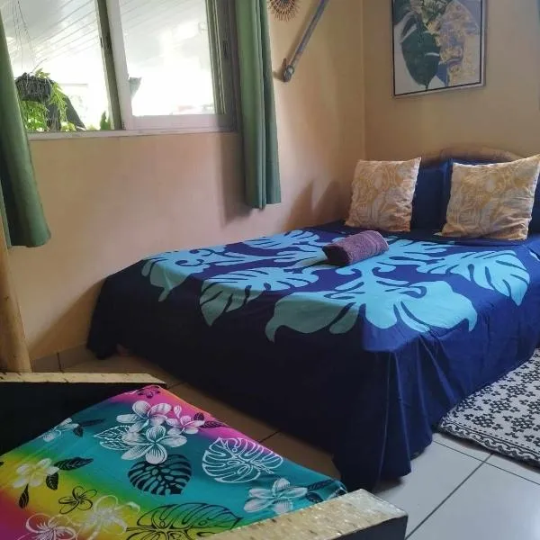 Chambre d'hôtes avec piscine petit déjeuner offert, hotel en Bora Bora