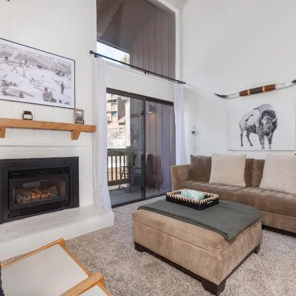 Epic Condo walk to Canyon Lodge, hotel v destinaci Mammoth Lakes