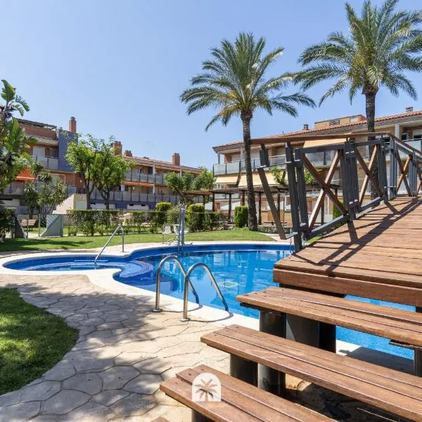 Mediterranean Way - Port Marino Castell de Tona, hotel em Cambrils