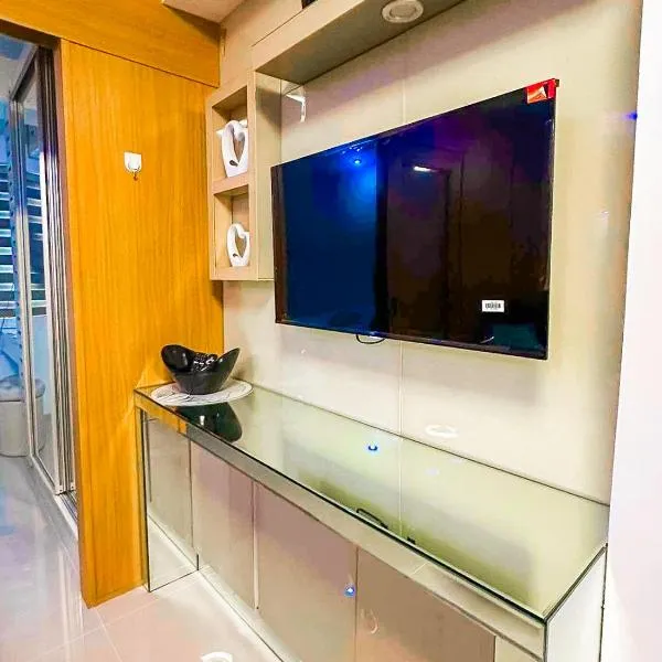 Air Condo Urban Retreat 1BR w City View MOA, hotel en Manila