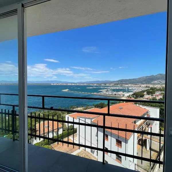 Precioso apartamento con vistas espectaculares de la Bahia Roses AV-48, hotel Rosesben