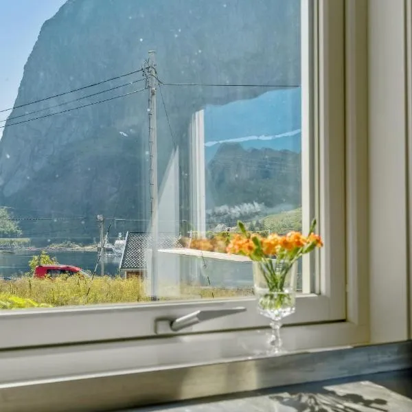 Valen House, Reine, hotel in Reine