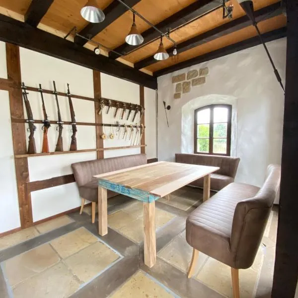 Ferienhaus WAFFENKAMMER für 7 Erw im Rittergut Leppersdorf bei Radeberg, hotel v destinaci Wachau