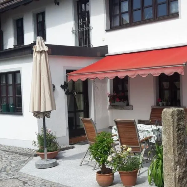 Ferienwohnung Tretter, Hotel in Reuth bei Erbendorf