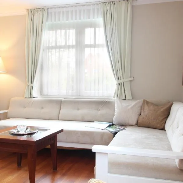 Haus am Park Wohnung Nr6, hotel v destinaci Spiekeroog