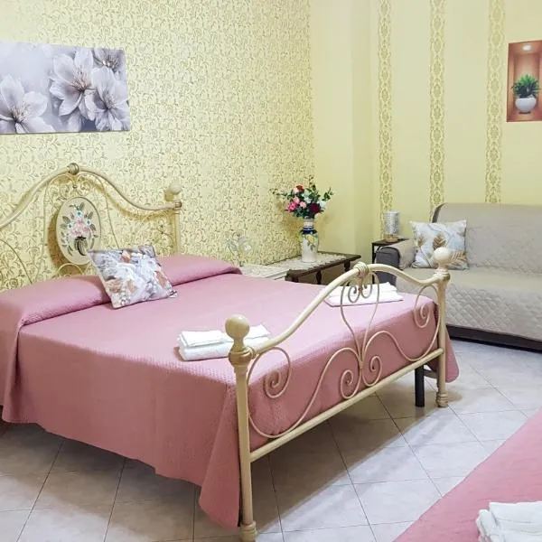 Casa Valmary, hotel in Solarino