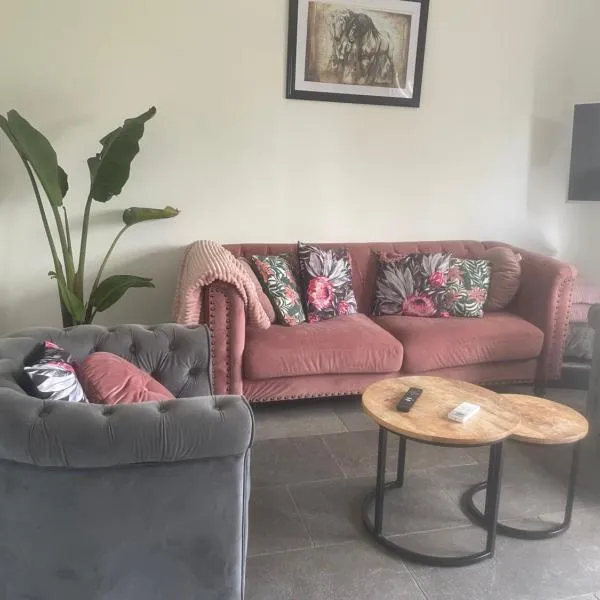 Guesthouse ML, hotel v destinaci Hillegom