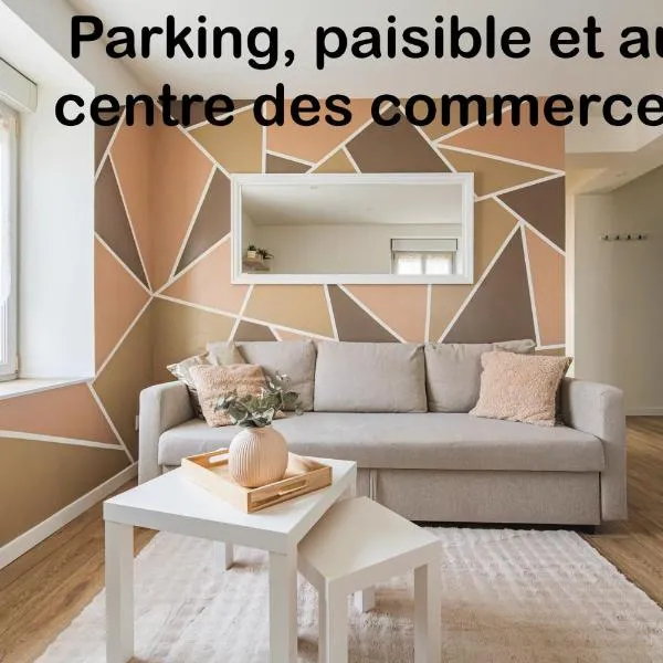 l'Entracte, Reims-Cormontreuil, hotel v destinaci Cormontreuil